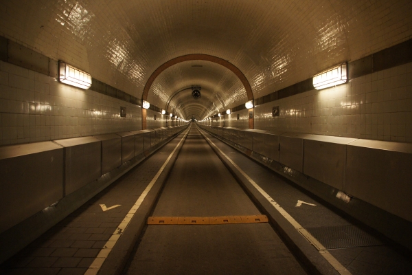 der Alte Elbtunnel