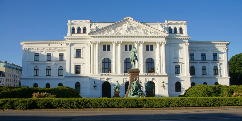 Rathaus Altona