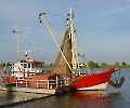 Kutter an der Elbe