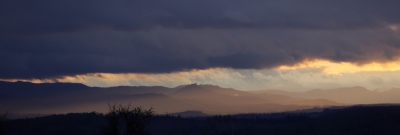 Blick zur Alb mit der Burg Hohenzollern