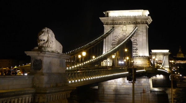 Kettenbrücke in Budapest