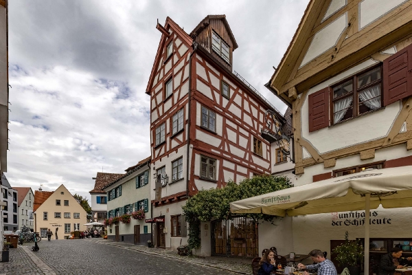 Das hohe Haus ist auch das schmalste Hotel Deutschlands